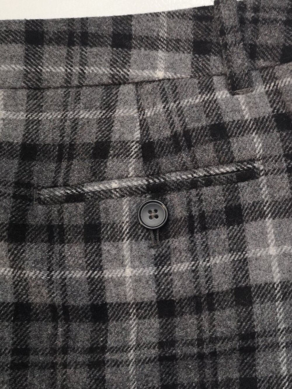 Eddie Bauer Mercer Fit Ladies Size 10 Black & Grey Plaid Lined Wool Blend Skirt - Picture 10 of 12